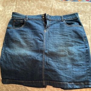 Old Navy denim skirt